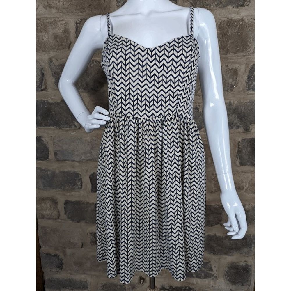 Xhilaration Women's Navy Blue White Chevron Fit & Flare Dress Size M Sweetheart